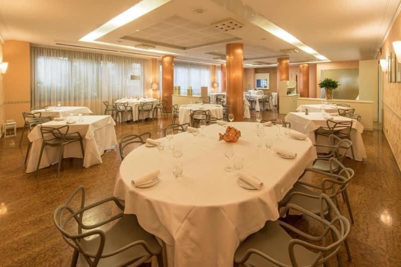 Ristorante Hotel Lucia Giulianova Exterior foto